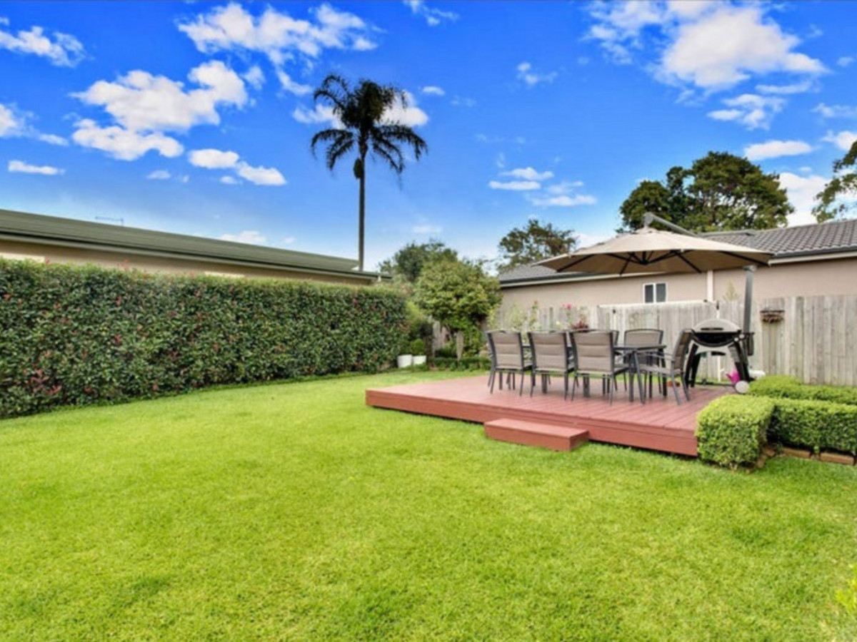 R2-3522175-Hornsby-Heights-1