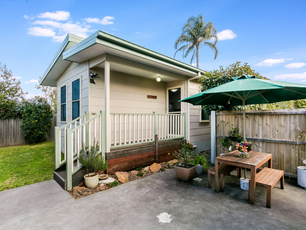 R2-3522175-Hornsby-Heights-12