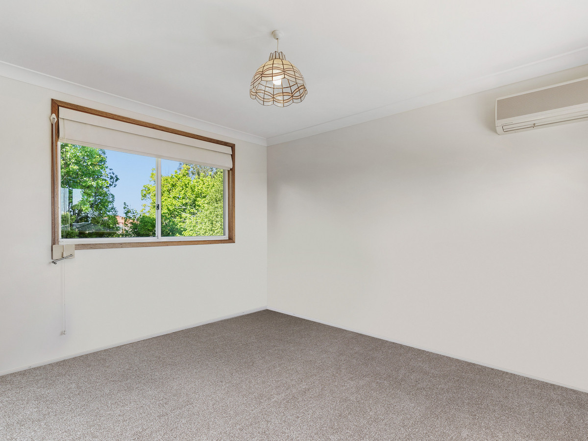 R2-3522175-Hornsby-Heights-8