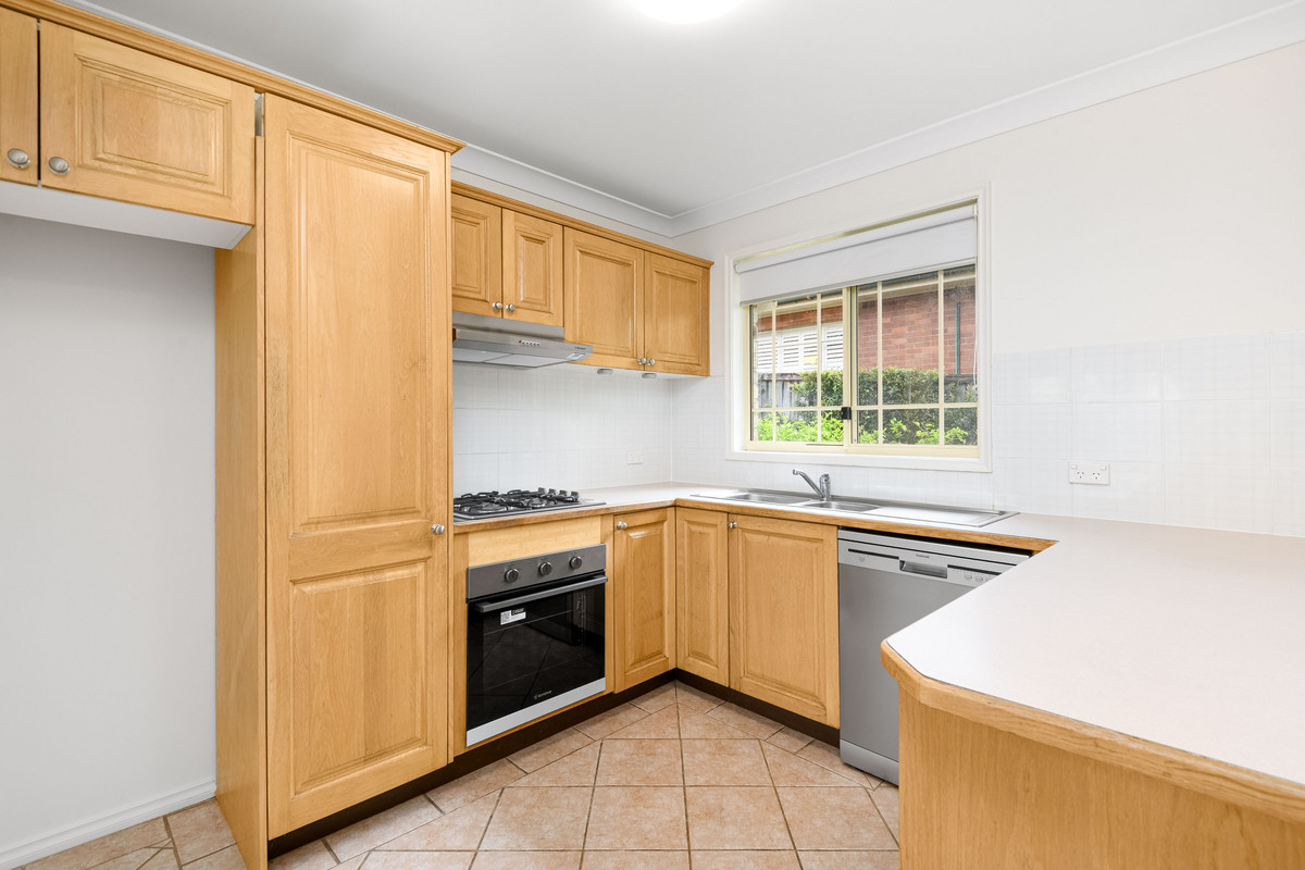 R2-4299487-West-Pennant-Hills-5