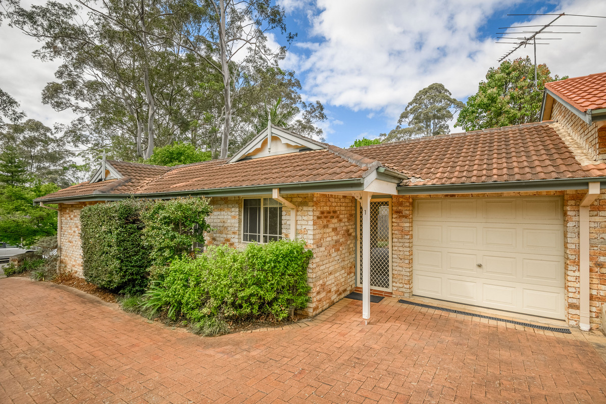 R2-4299487-West-Pennant-Hills