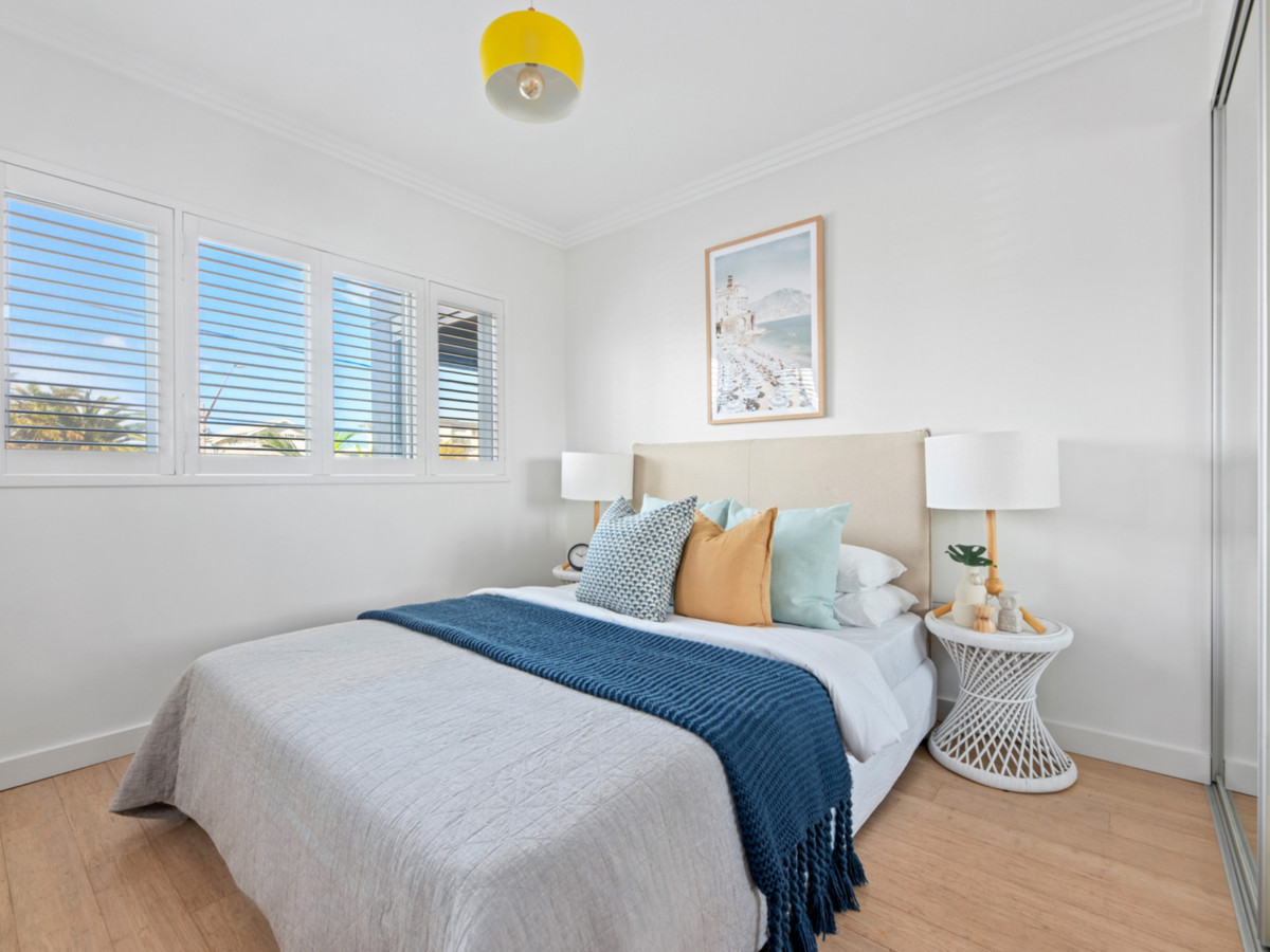 R2-4315853-Collaroy-5