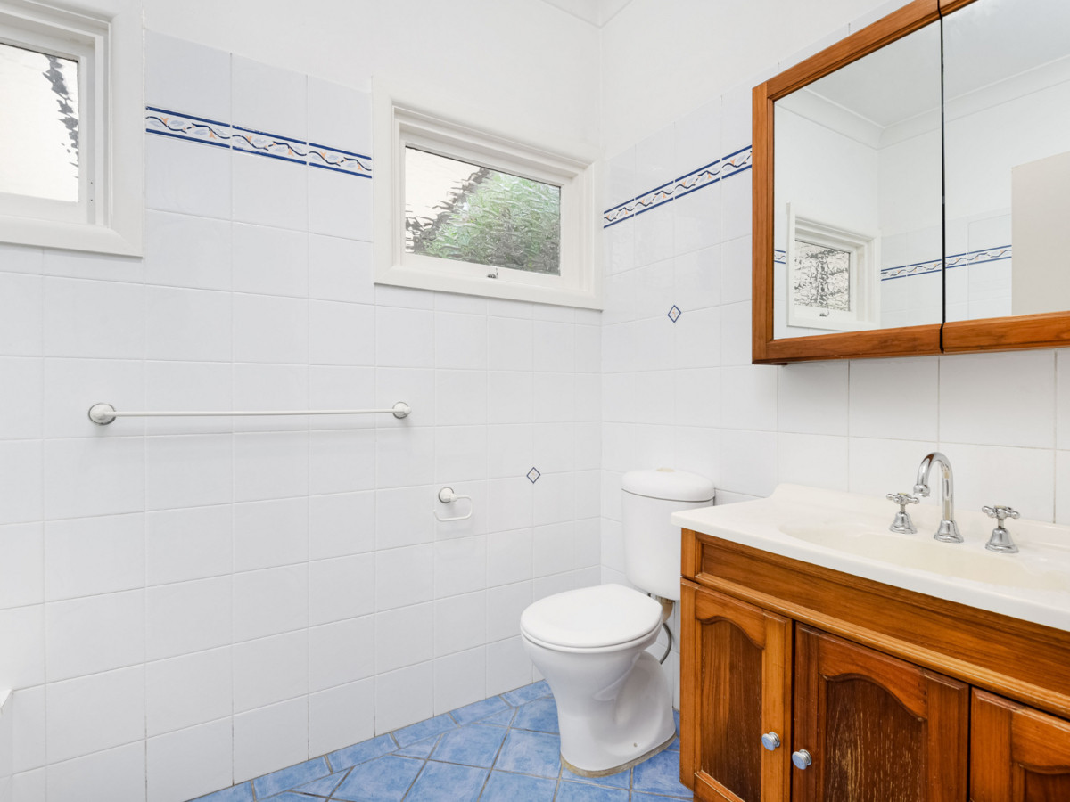 R2-4541133-Berowra-5