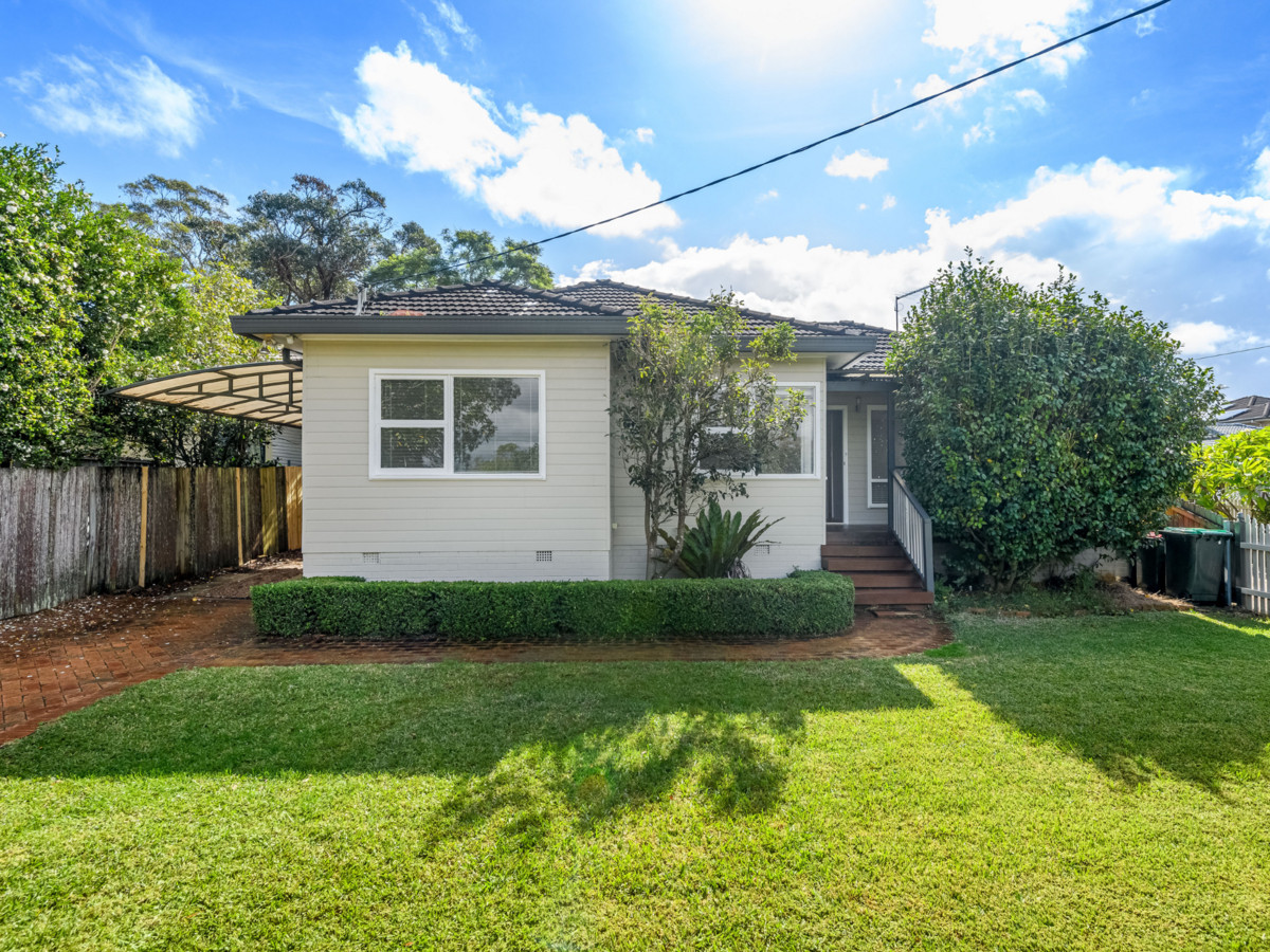 R2-4541133-Berowra
