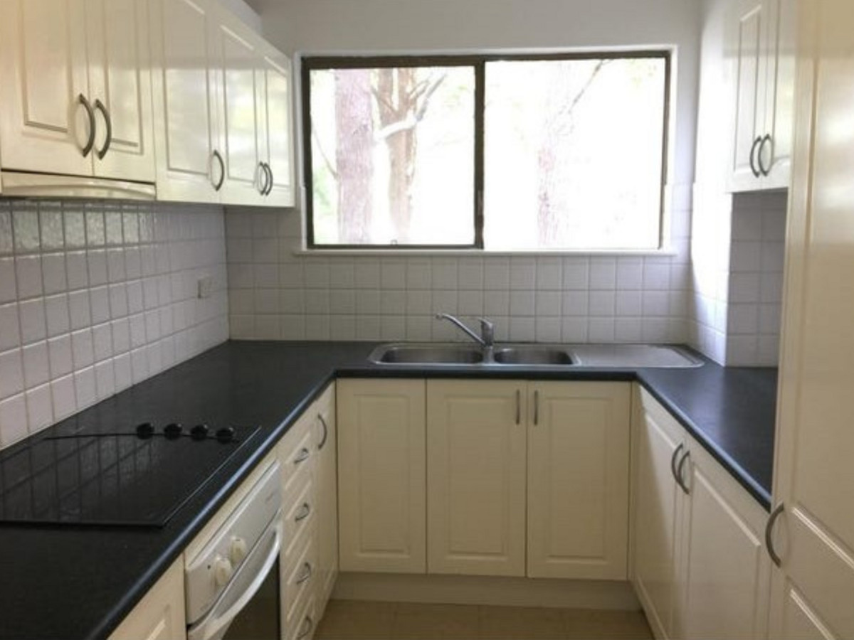 R2-4689198-Hornsby-2