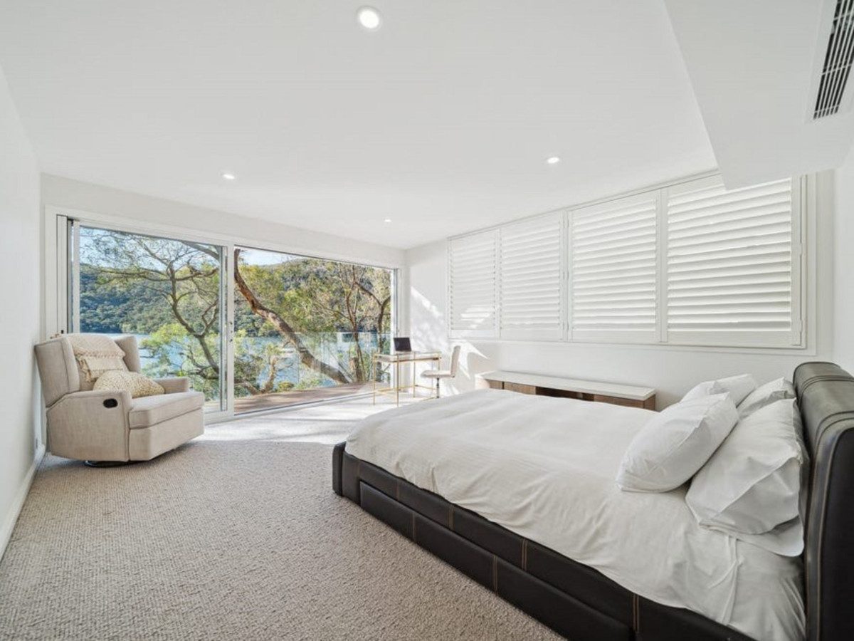 R2-4735685-Cottage-Point-6