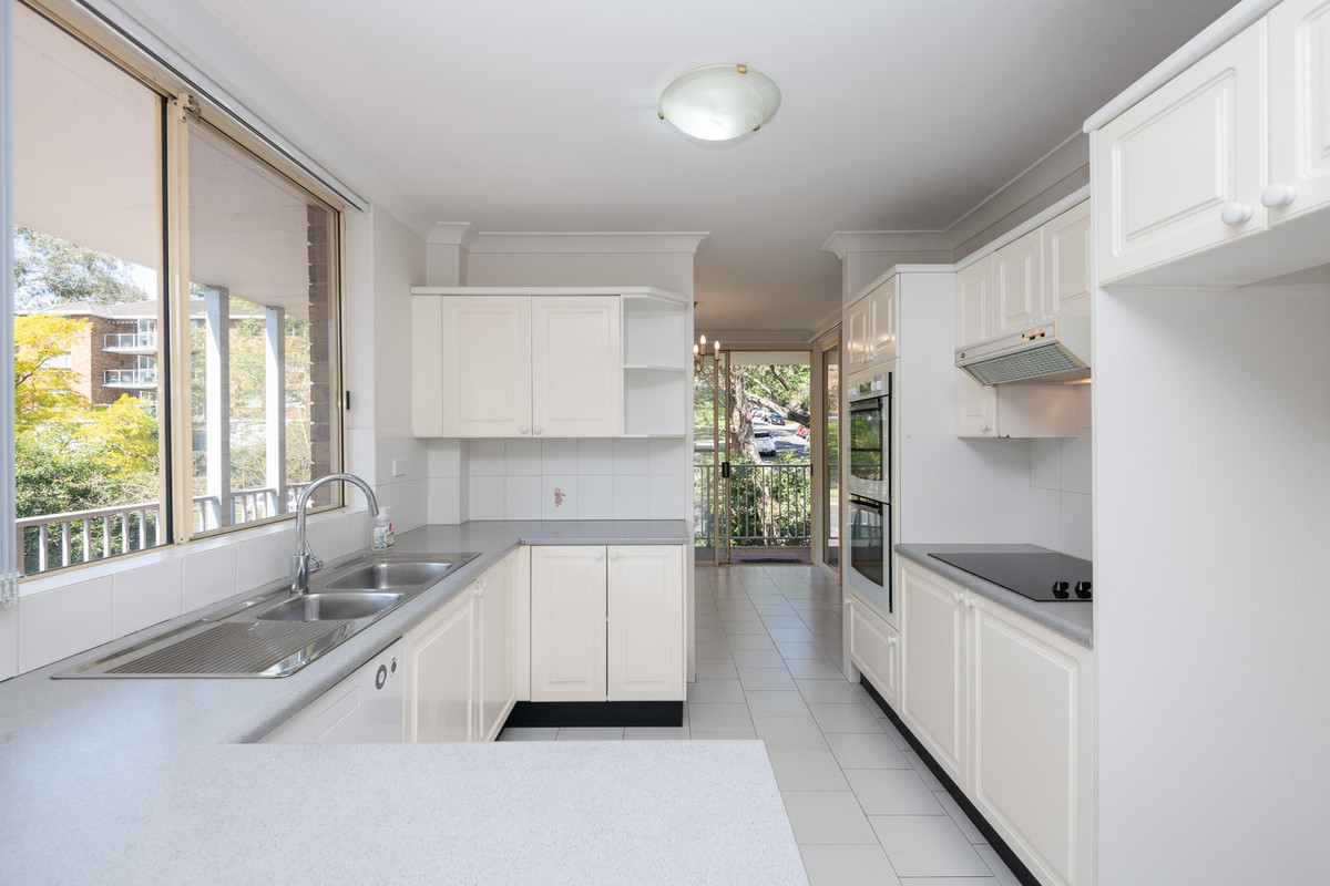 R2-4718542-Lane-Cove-North-1