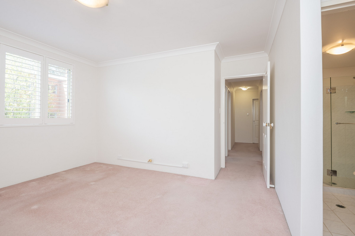 R2-4718542-Lane-Cove-North-6