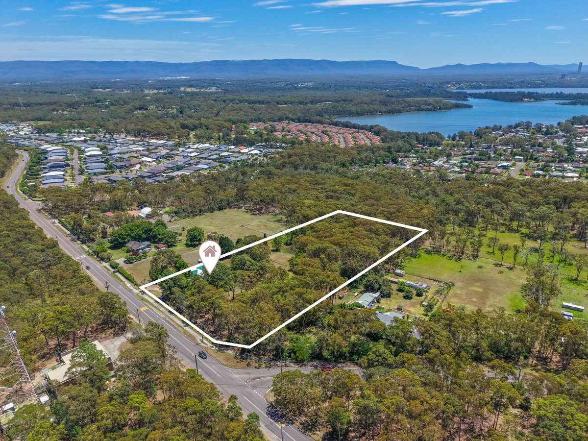 R2-4814604-Bonnells-Bay-12