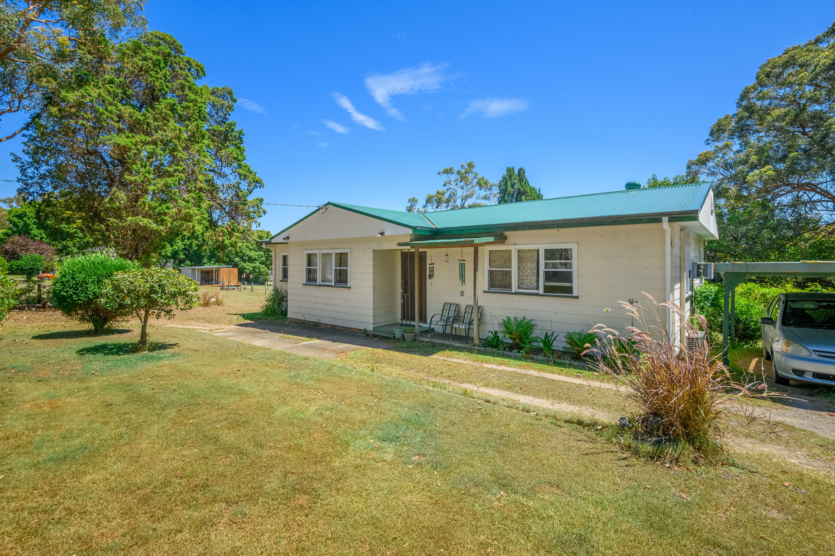 R2-4814604-Bonnells-Bay-4