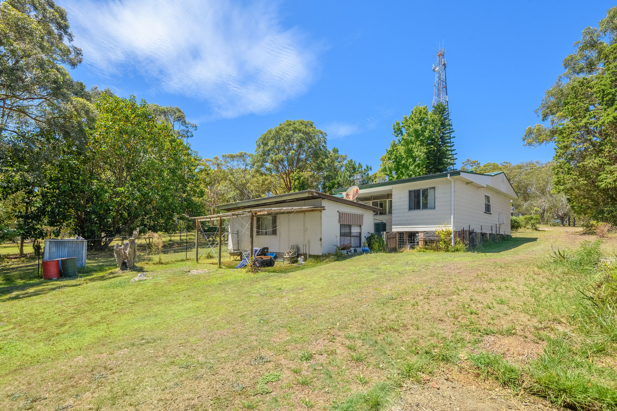 R2-4814604-Bonnells-Bay-5