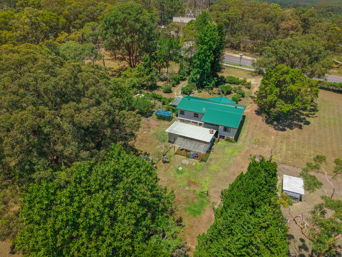 R2-4814604-Bonnells-Bay-8