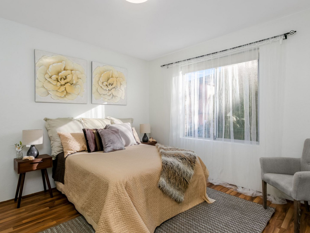 R2-4858268-Hornsby-2