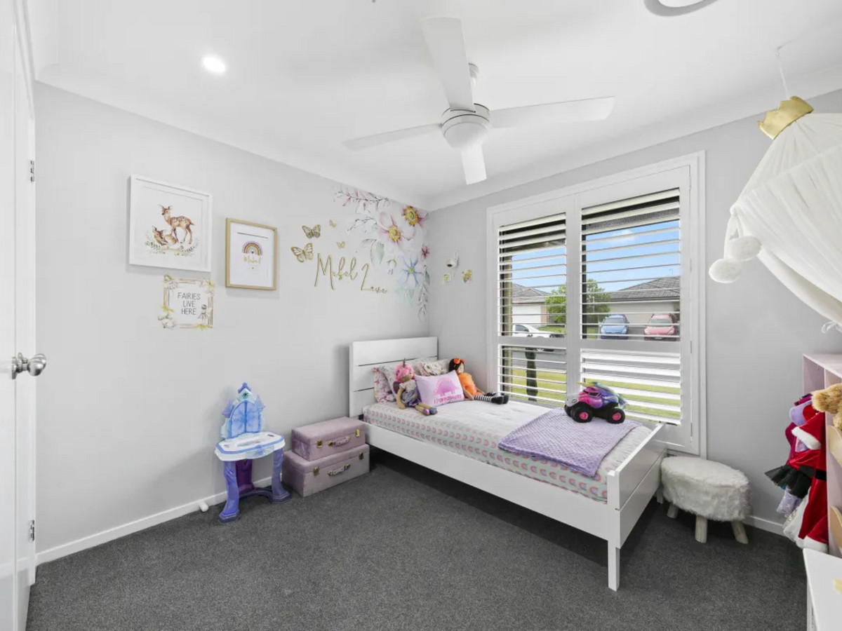 R2-4858898-Rutherford-10