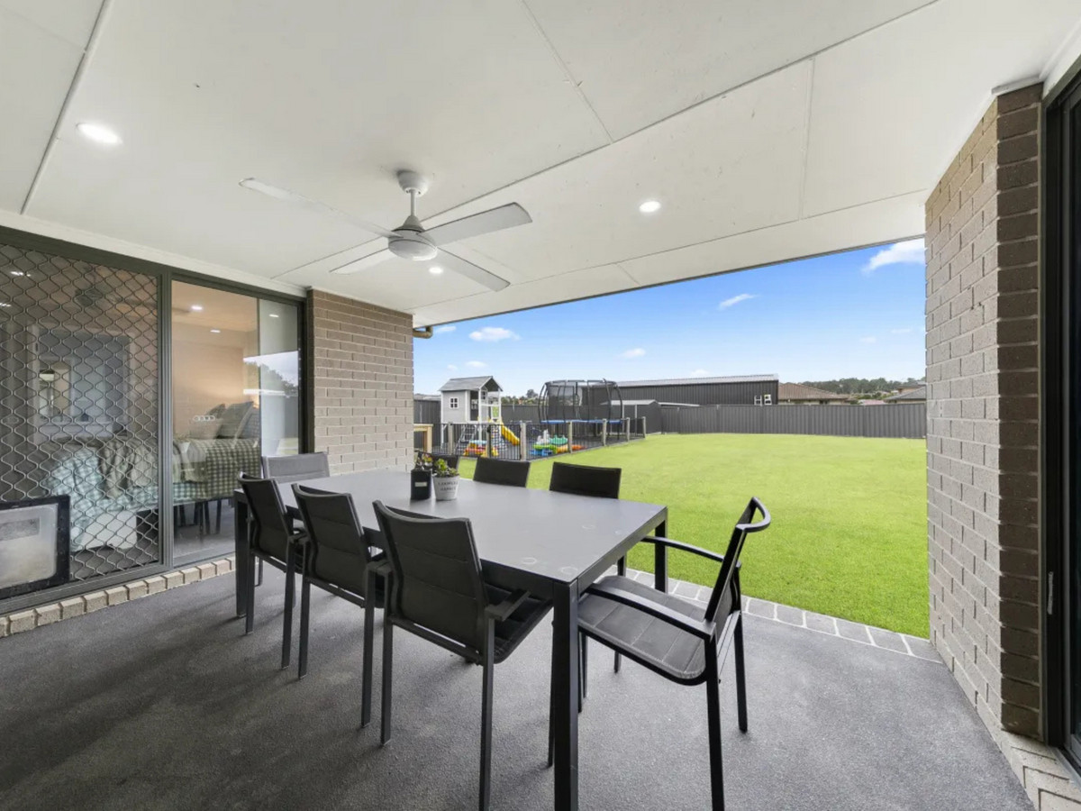 R2-4858898-Rutherford-12