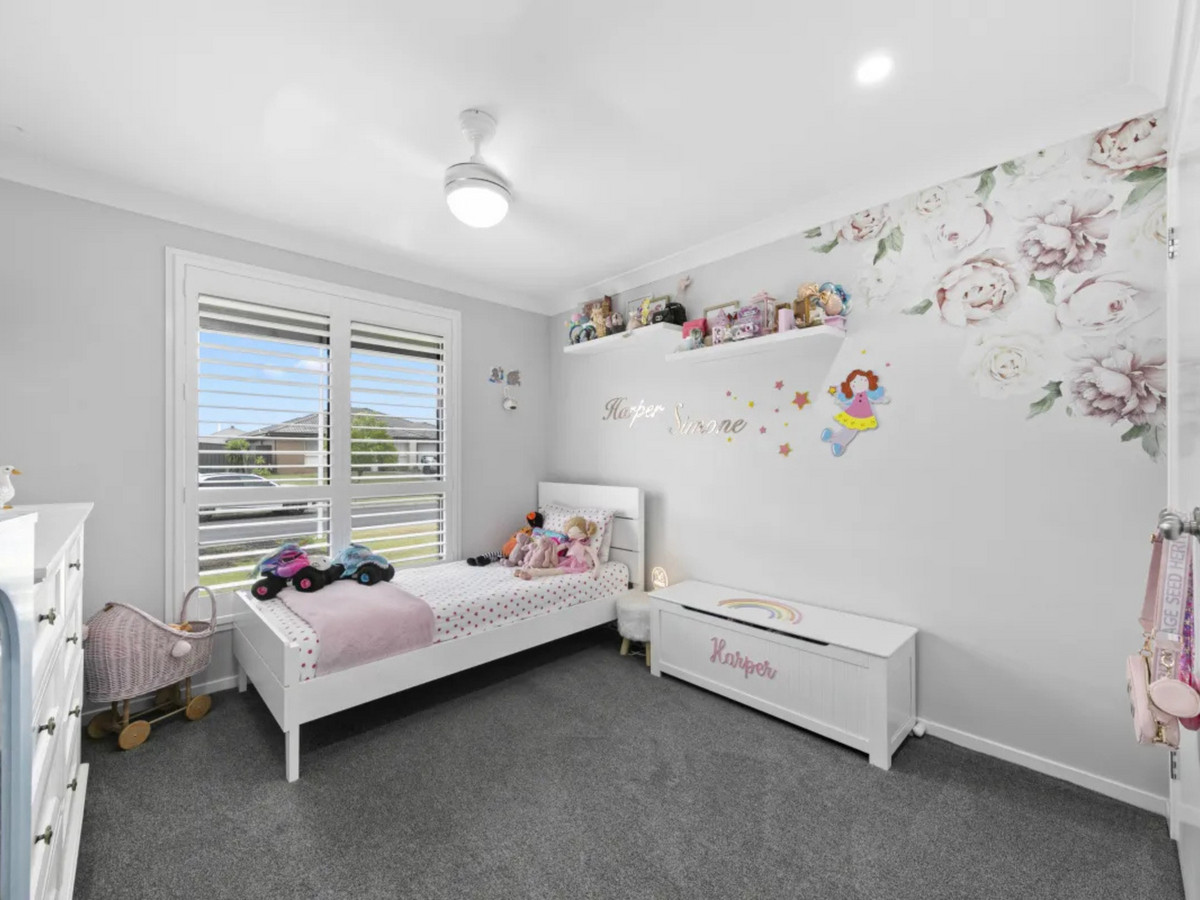 R2-4858898-Rutherford-8