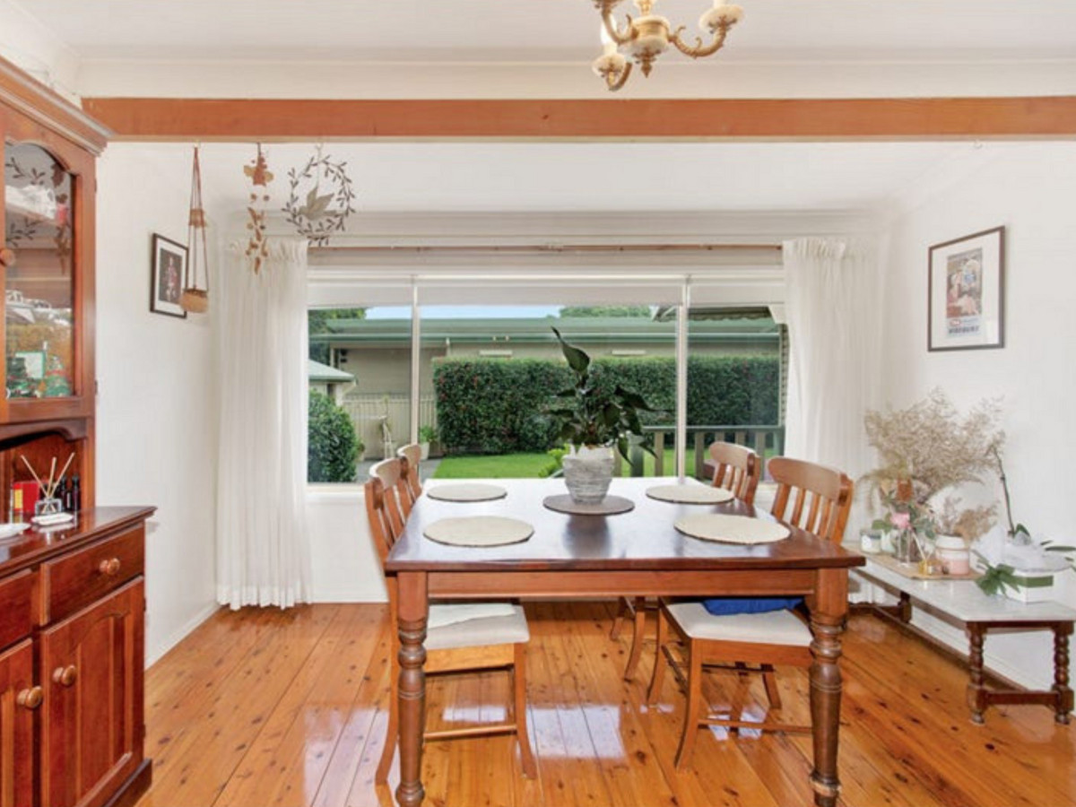 R2-4388054-Hornsby-Heights-4