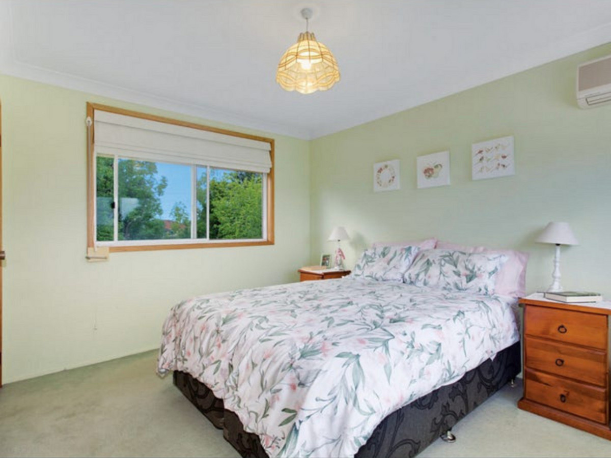 R2-4388054-Hornsby-Heights-8