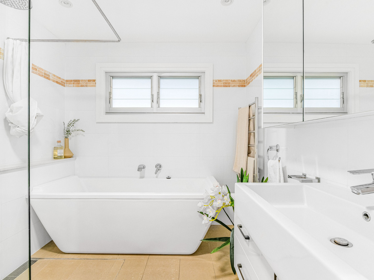 R2-4930148-Collaroy-10