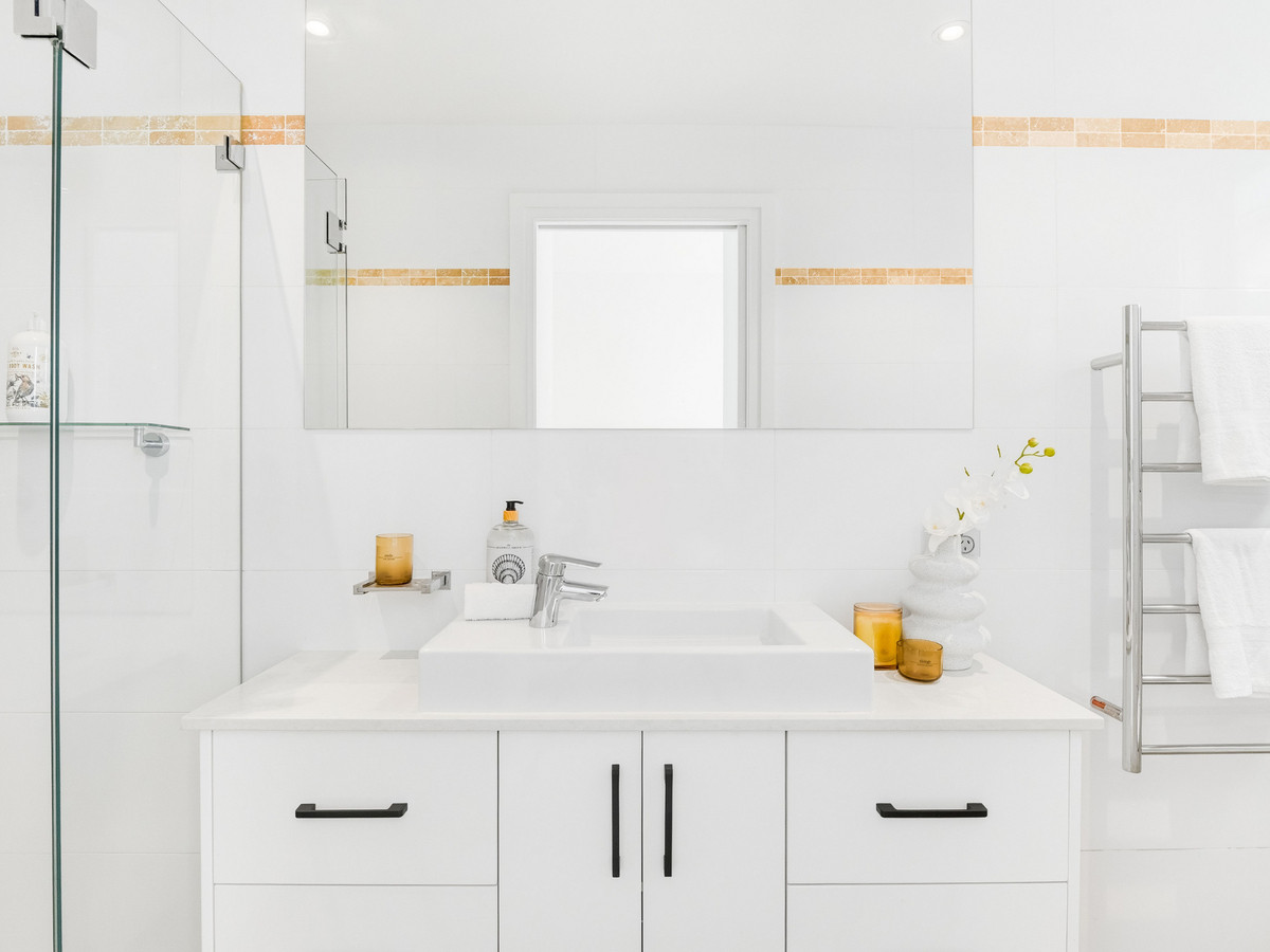 R2-4930148-Collaroy-11