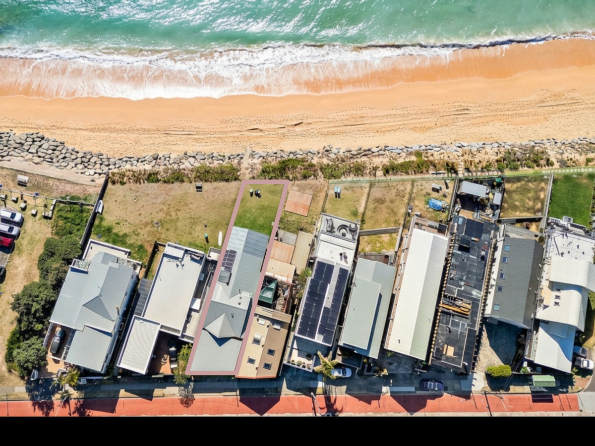 R2-4930148-Collaroy-15