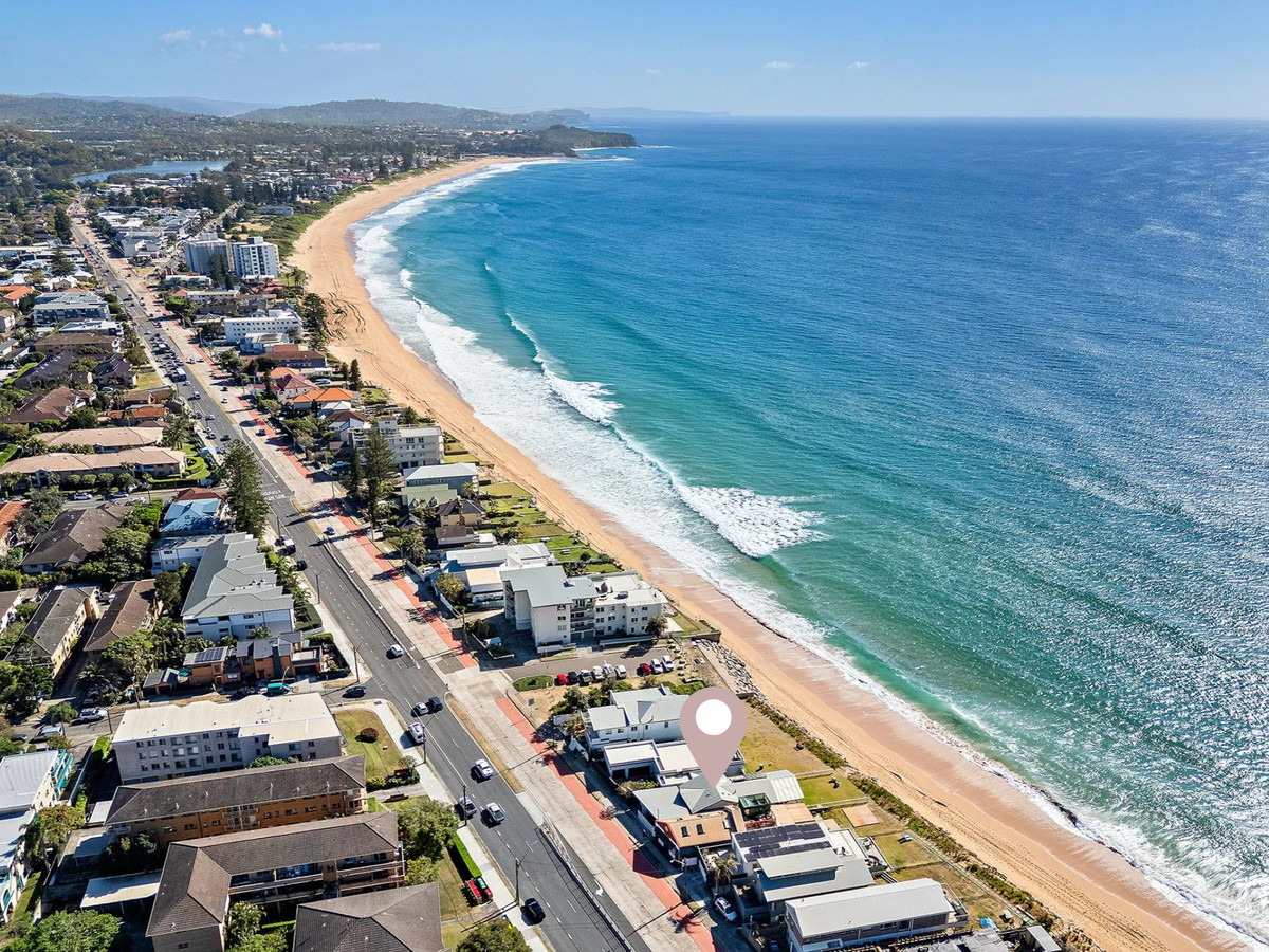 R2-4930148-Collaroy-16