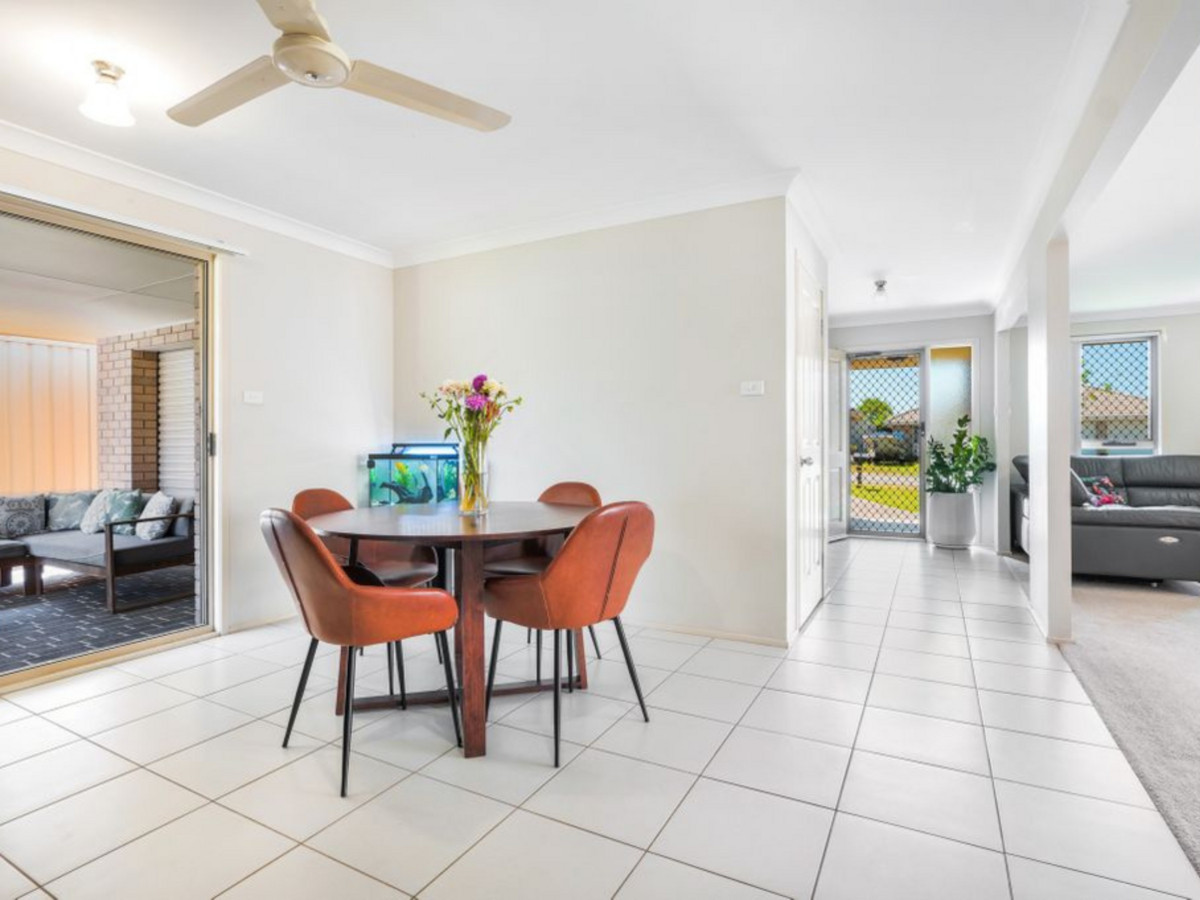 R2-5089479-Raymond-Terrace-2