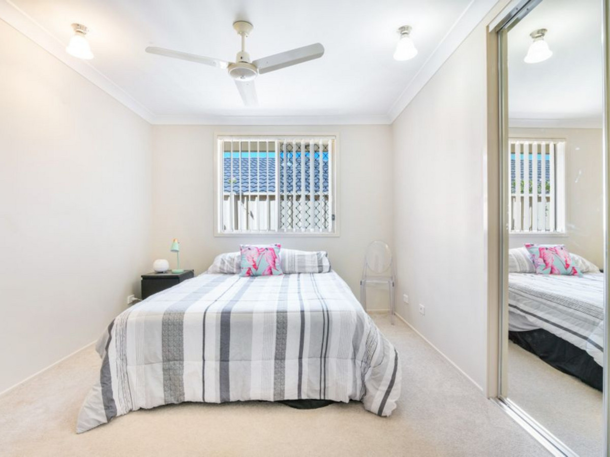 R2-5089479-Raymond-Terrace-6
