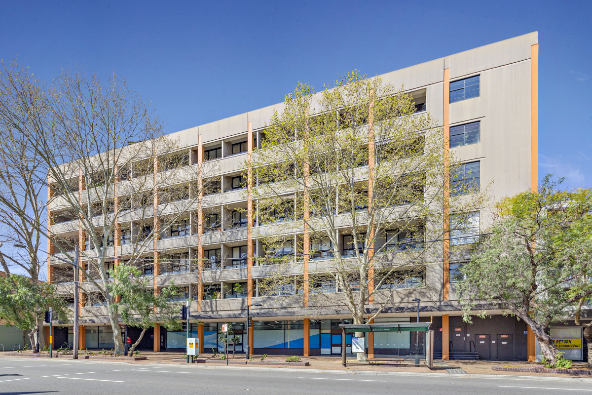R2-5139554-Redfern-10