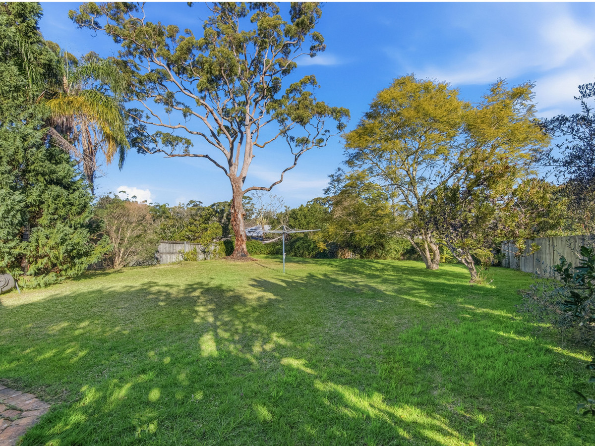 11 Nyara Road, Mount Kuring-Gai, NSW 2080