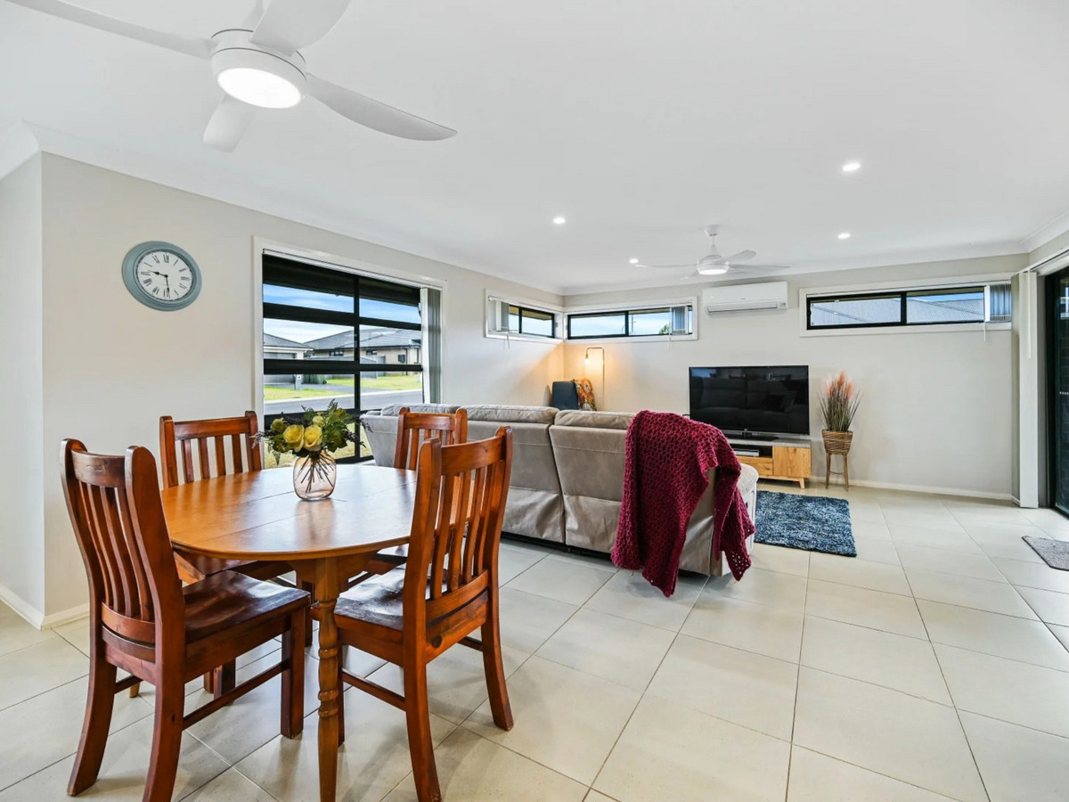 18 Lancaster Street, Thornton, NSW 2322