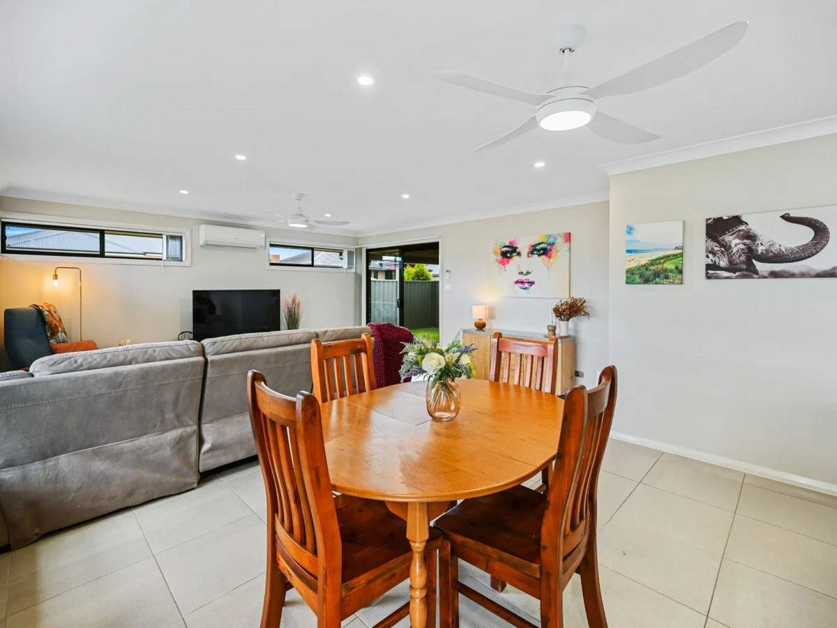 18 Lancaster Street, Thornton, NSW 2322